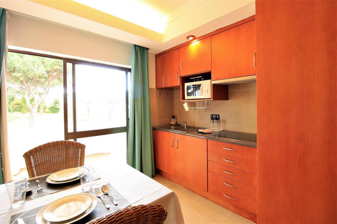 Vilamoura Cosy 3 With Pool By Homing Apartment Bagian luar foto